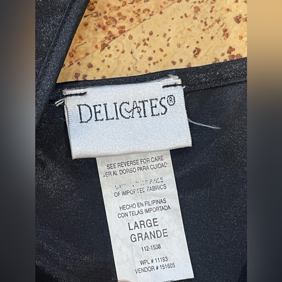 Delicates Pajama Set Liquid Satin Large Kisses Cami & Shorts Sexy - Picture 8 of 15